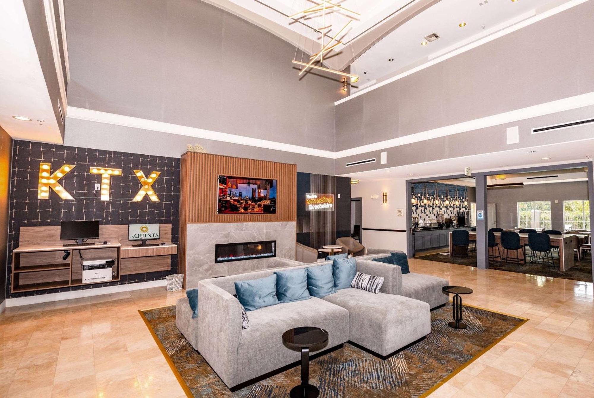 Hotel La Quinta By Wyndham Brookshire West Katy Extérieur photo