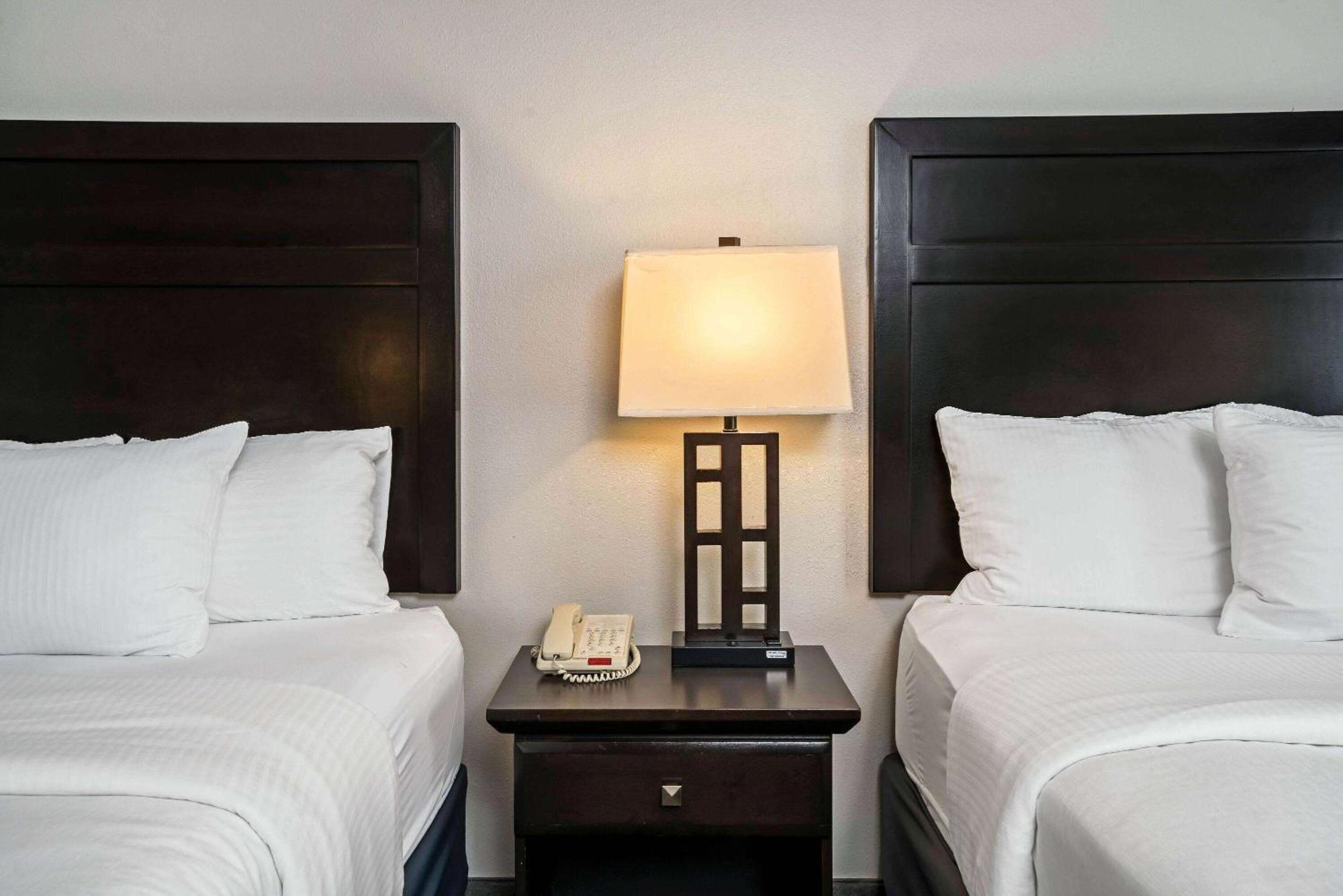 Hotel La Quinta By Wyndham Brookshire West Katy Extérieur photo